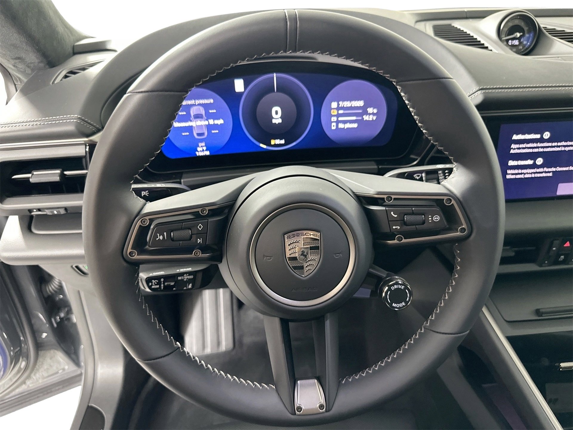 Certified 2025 Porsche Macan Turbo Electric image 20