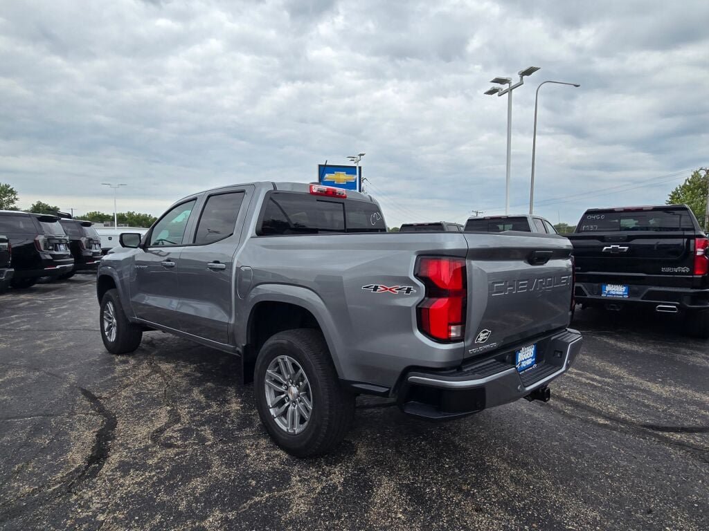 New 2026 Chevrolet Colorado LT w/ LT Convenience Package AWD/4WD image 12