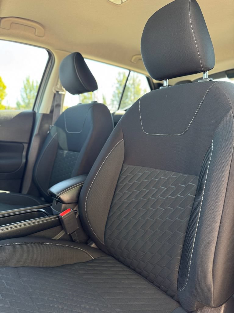 Used 2023 Nissan Kicks SV FWD image 28