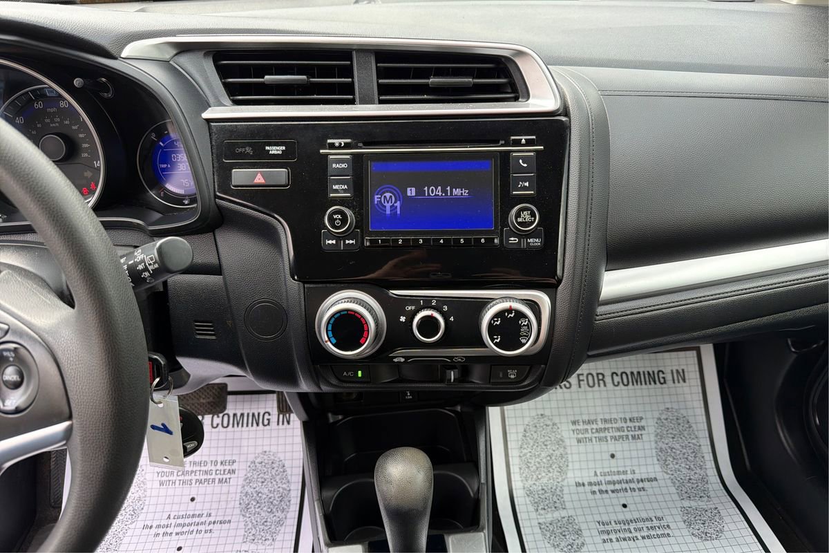 Used 2019 Honda Fit LX image 12