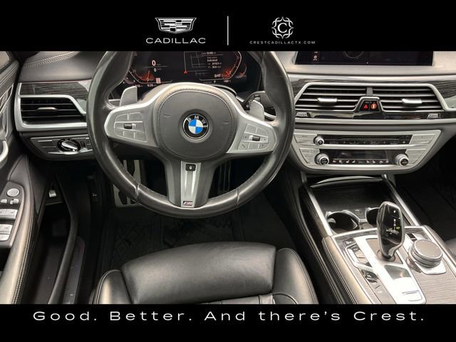 Used 2020 BMW 740i w/ M Sport Package RWD image 11