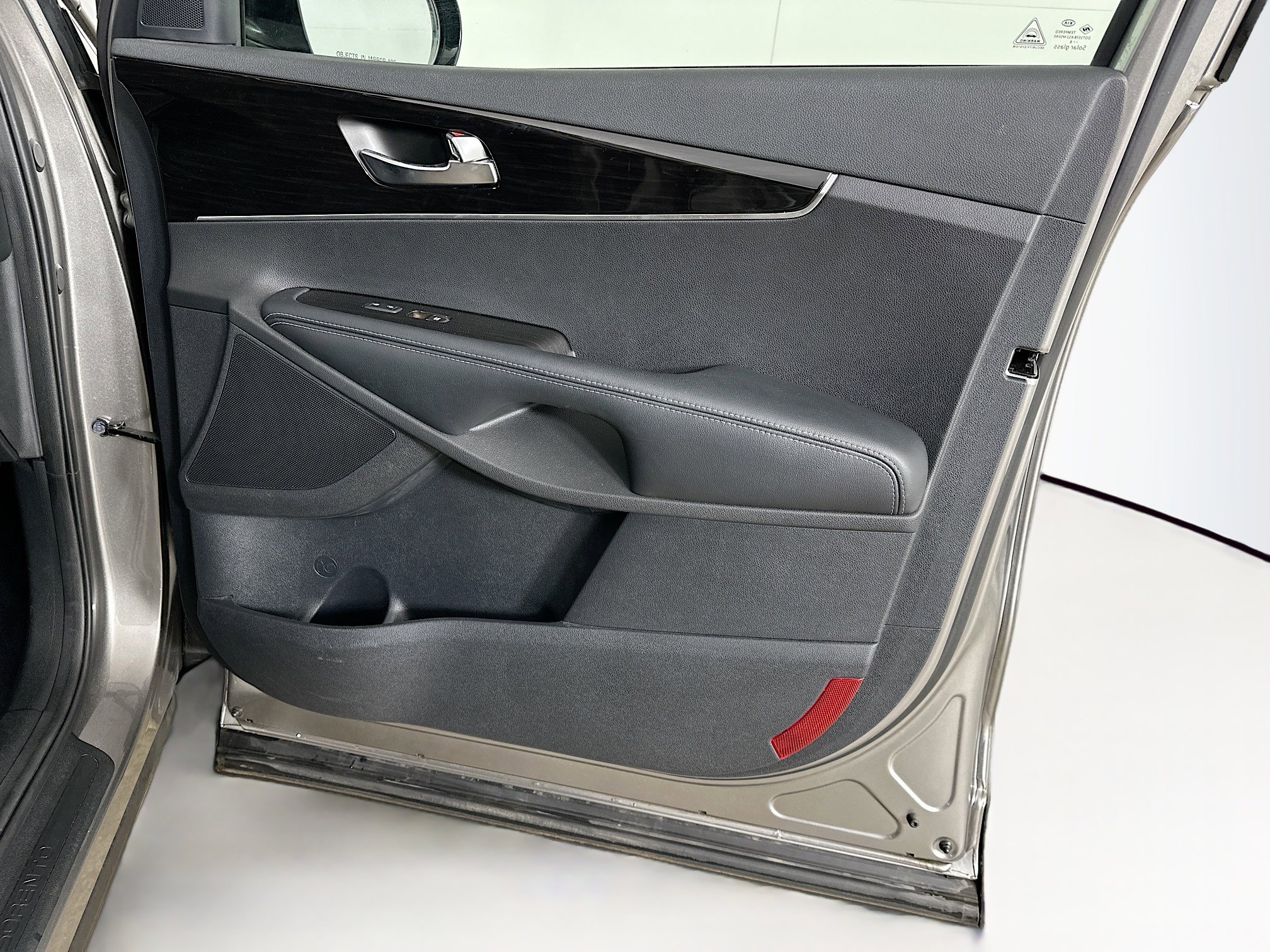 Used 2019 Kia Sorento LX w/ LX V6 Convenience Package image 32