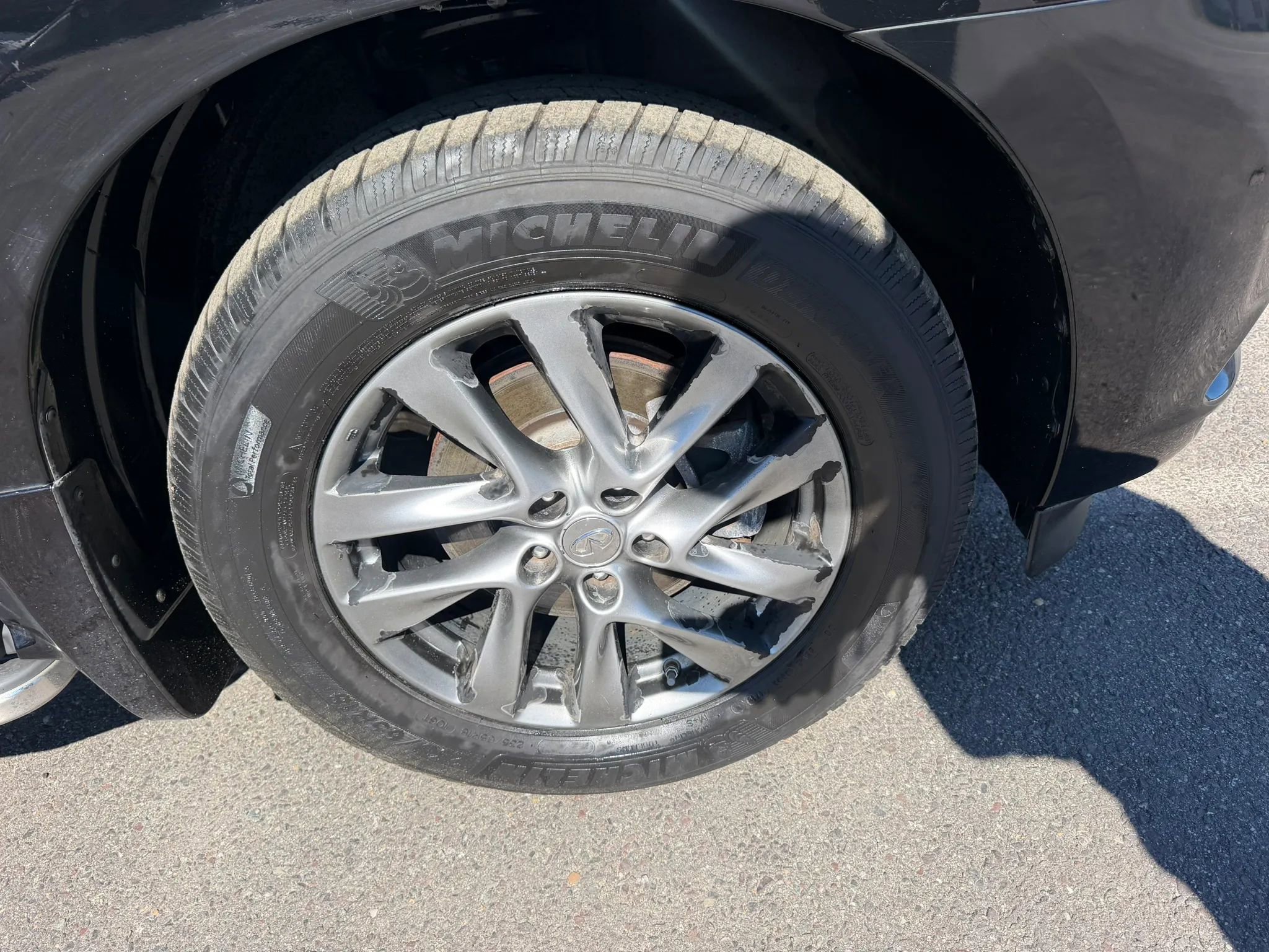 Used 2014 INFINITI QX60 AWD w/ Premium Plus Package image 6