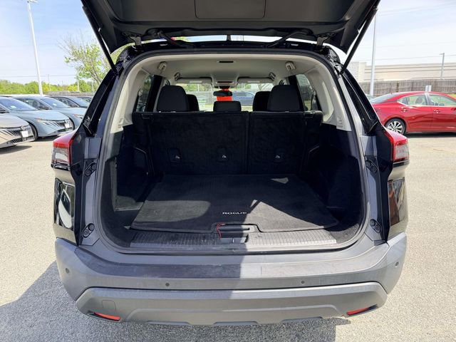 Used 2021 Nissan Rogue S image 12