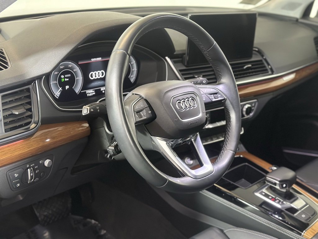 Used 2021 Audi Q5 e Prestige w/ Prestige Package image 13
