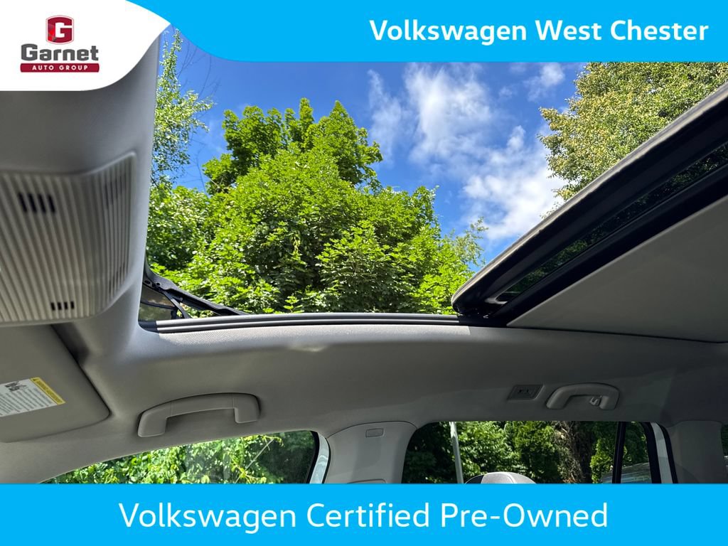 Certified 2024 Volkswagen Atlas SEL Premium R-Line AWD/4WD image 22
