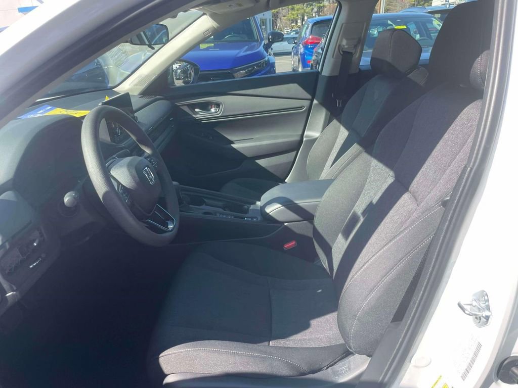 Certified 2025 Honda Accord SE image 13