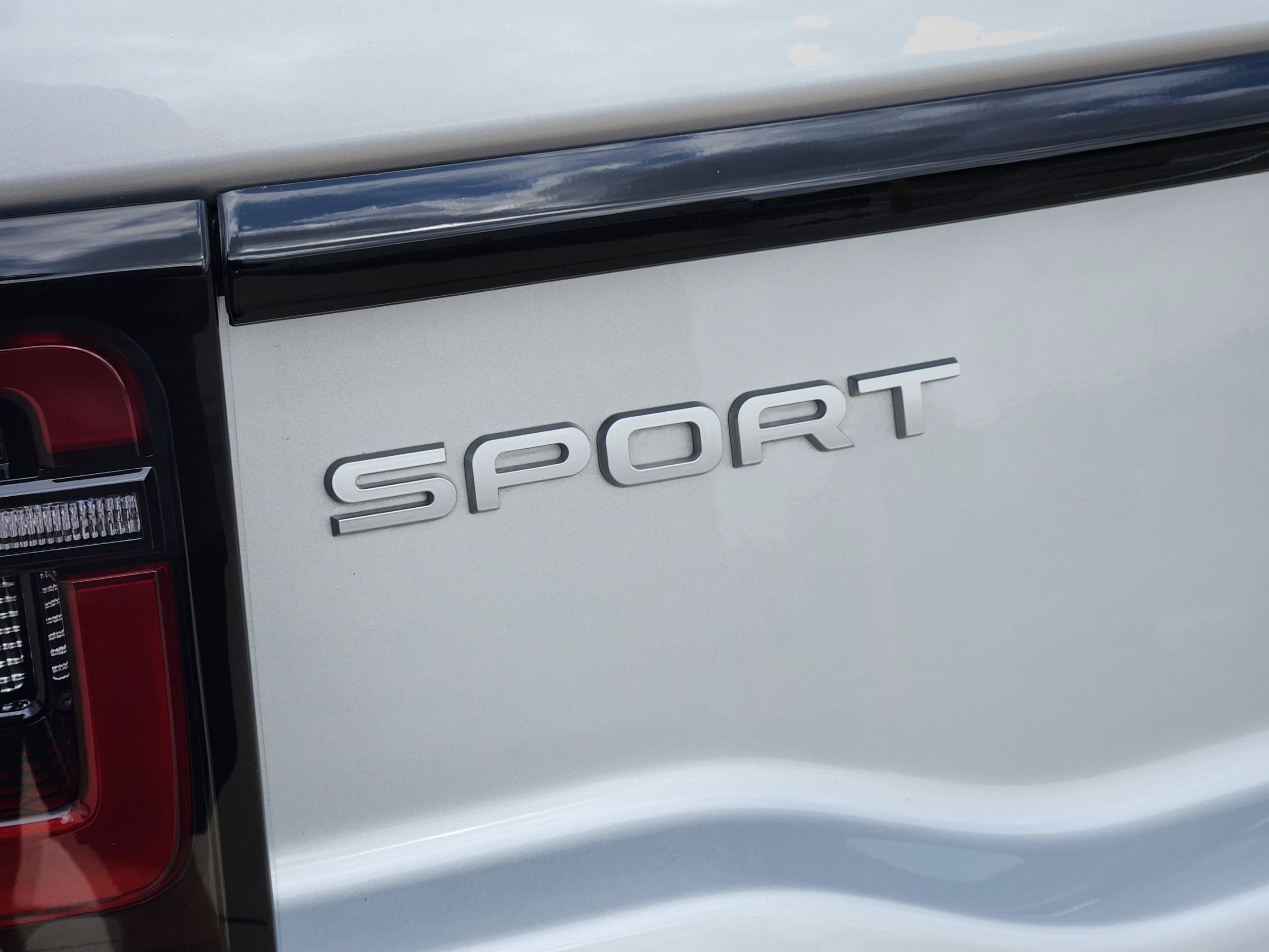 Certified 2025 Land Rover Discovery Sport S AWD/4WD image 38