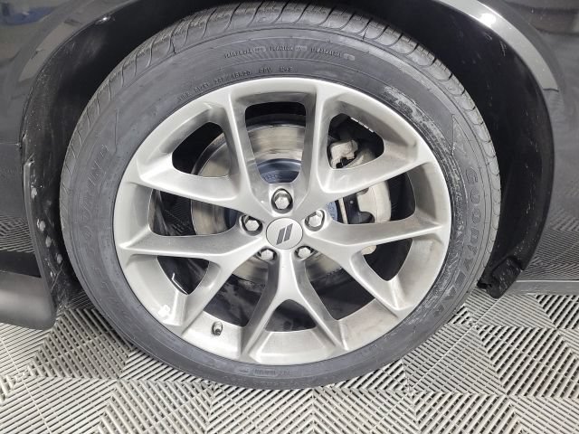 Used 2023 Dodge Challenger GT RWD image 16