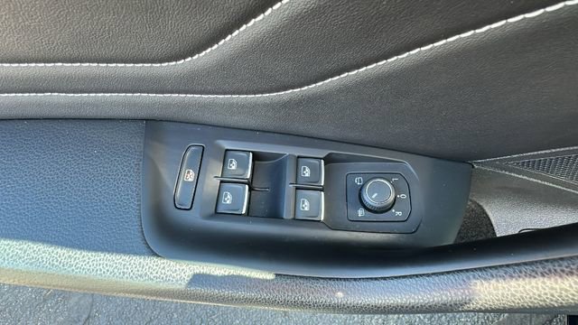 Used 2023 Volkswagen Arteon SEL Premium AWD/4WD image 26
