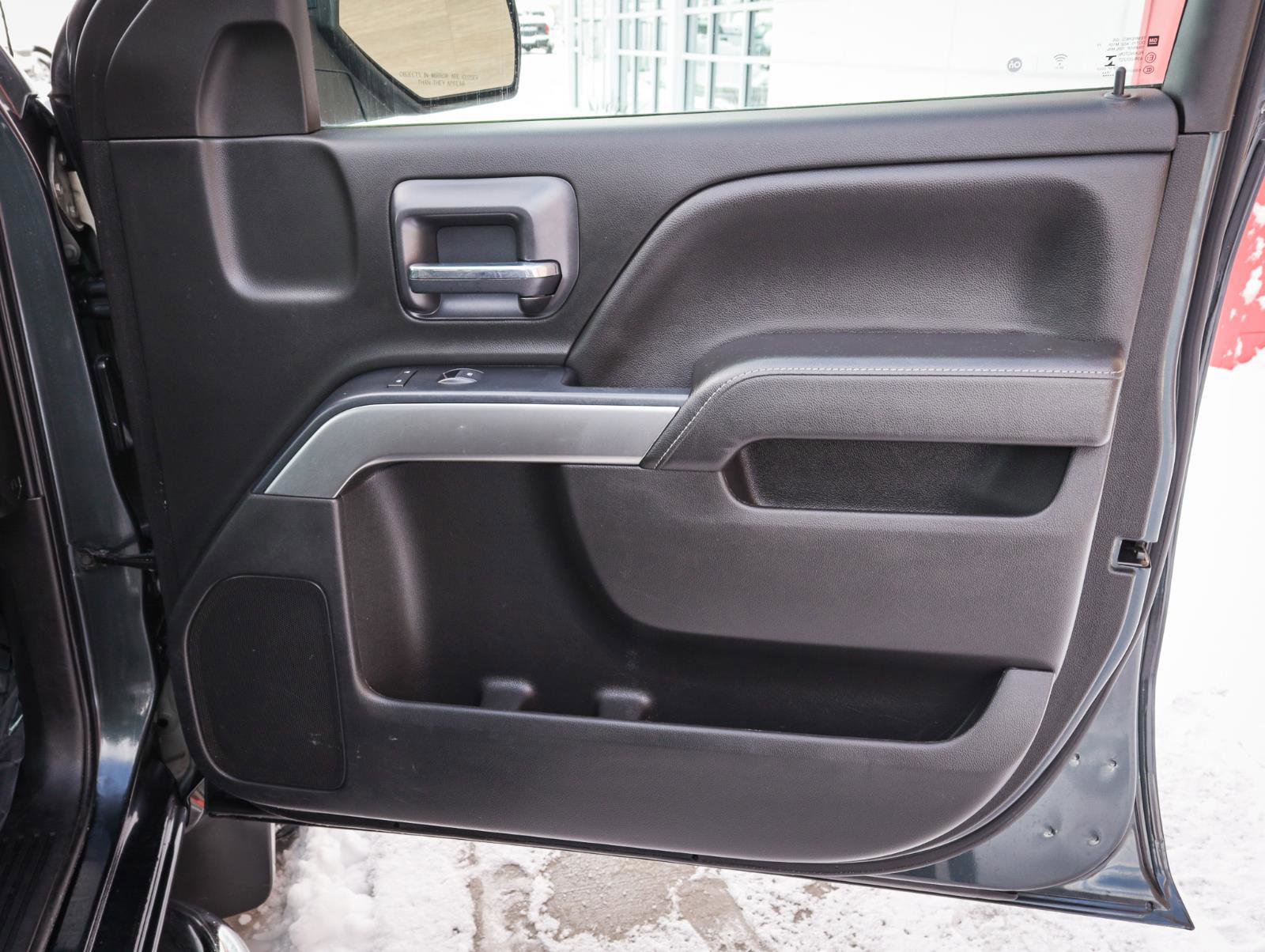 Used 2019 Chevrolet Silverado 1500 LT image 25