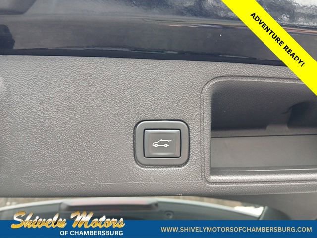 Used 2020 GMC Terrain SLE w/ Driver Convenience Package image 11