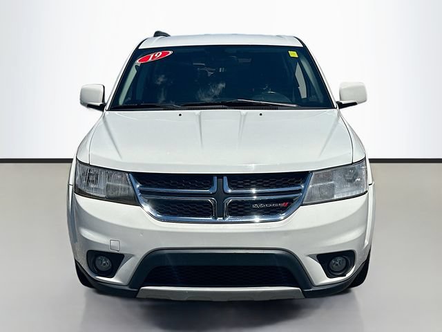 Used 2019 Dodge Journey SE FWD image 4