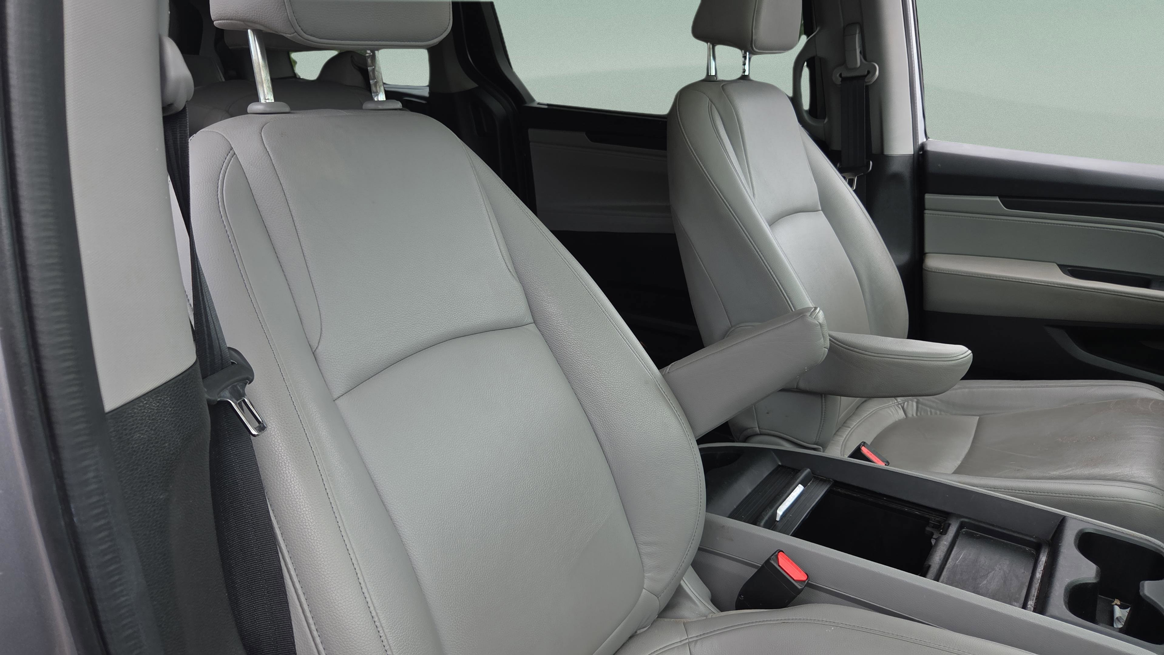 Certified 2024 Honda Odyssey EX-L image 23