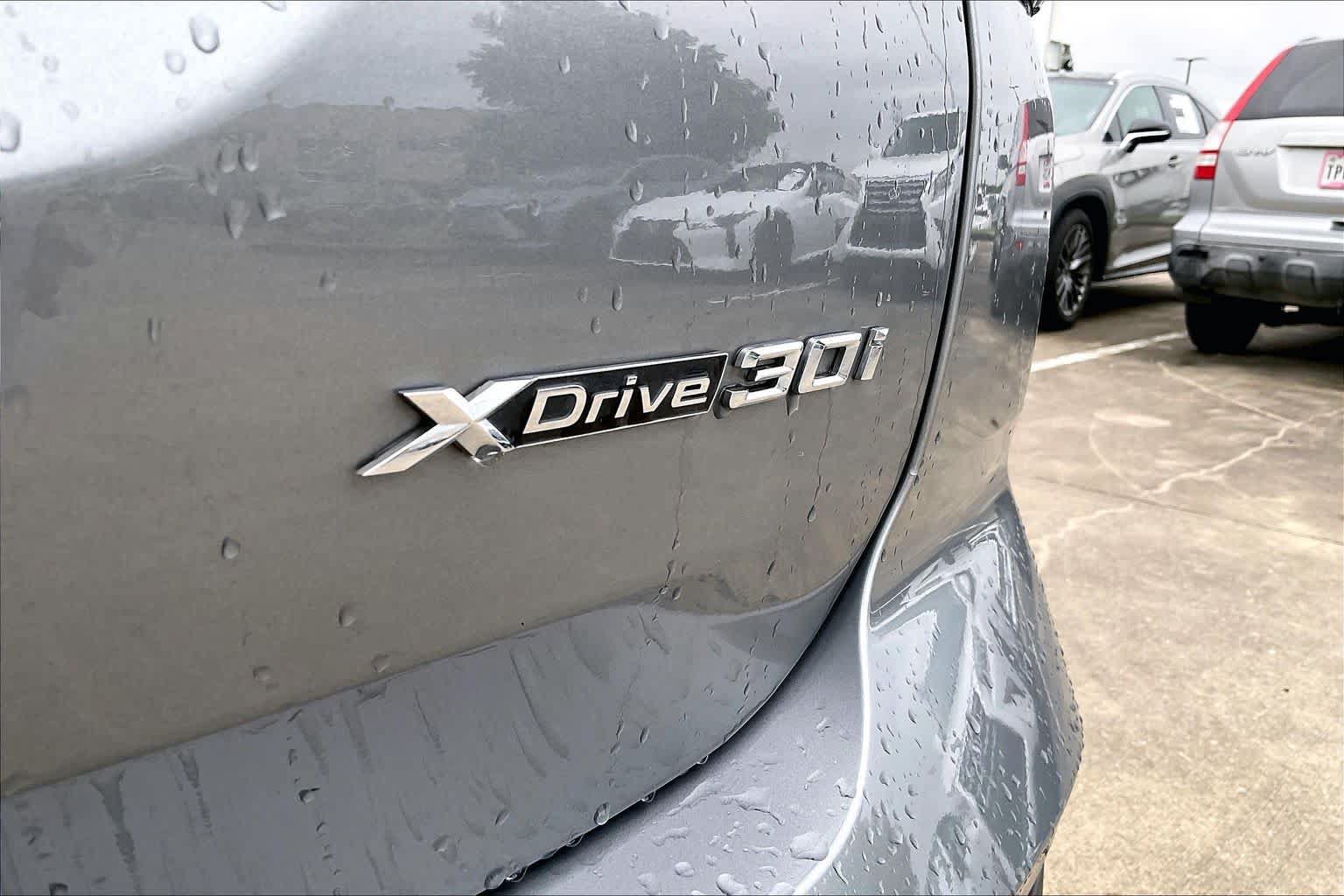 Used 2024 BMW X3 xDrive30i w/ Premium Package w/ZPA AWD/4WD image 9