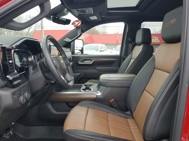 Used 2025 Chevrolet Silverado 2500 High Country w/ High Country Premium Package image 5