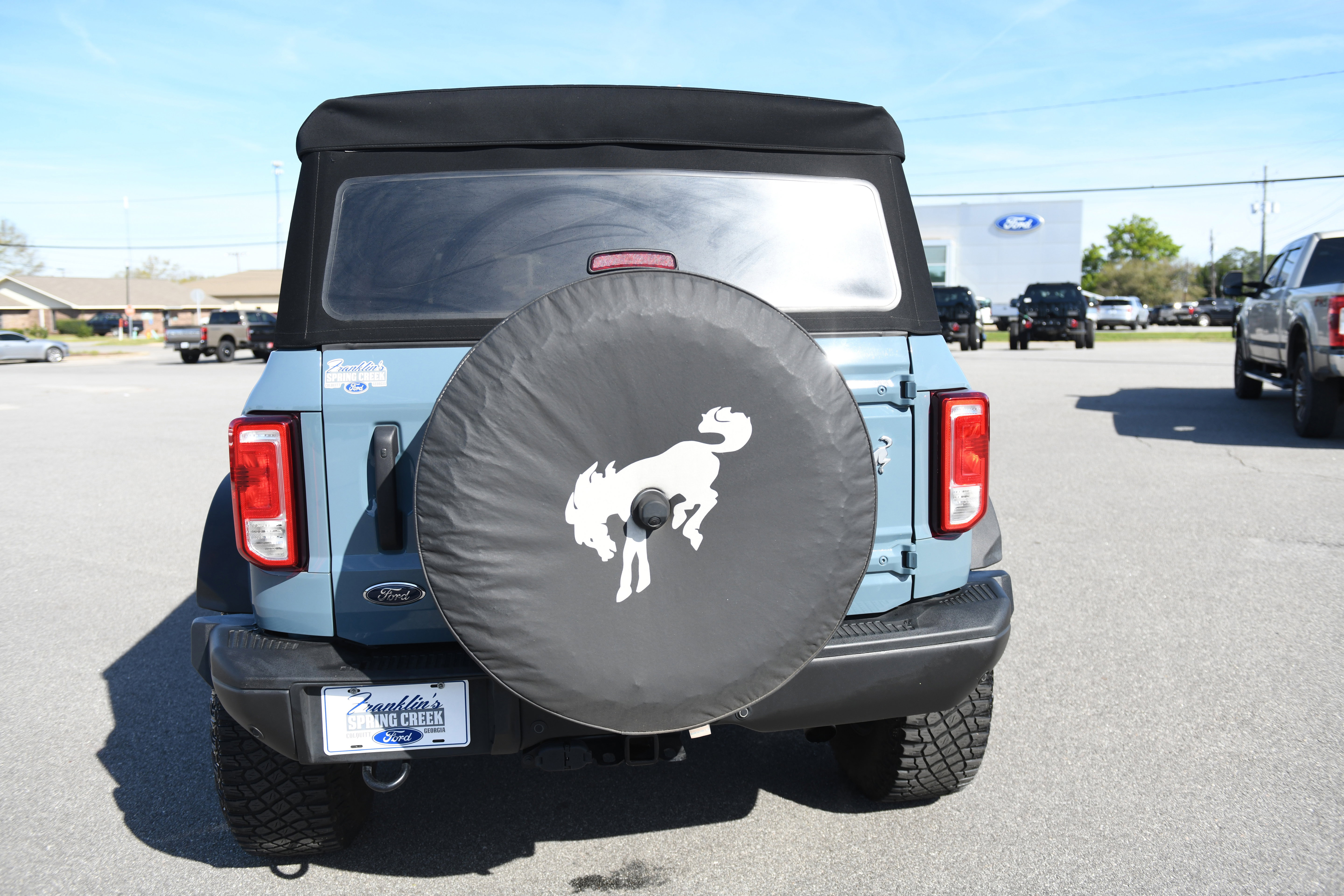 Used 2023 Ford Bronco Black Diamond w/ Sasquatch Package image 16