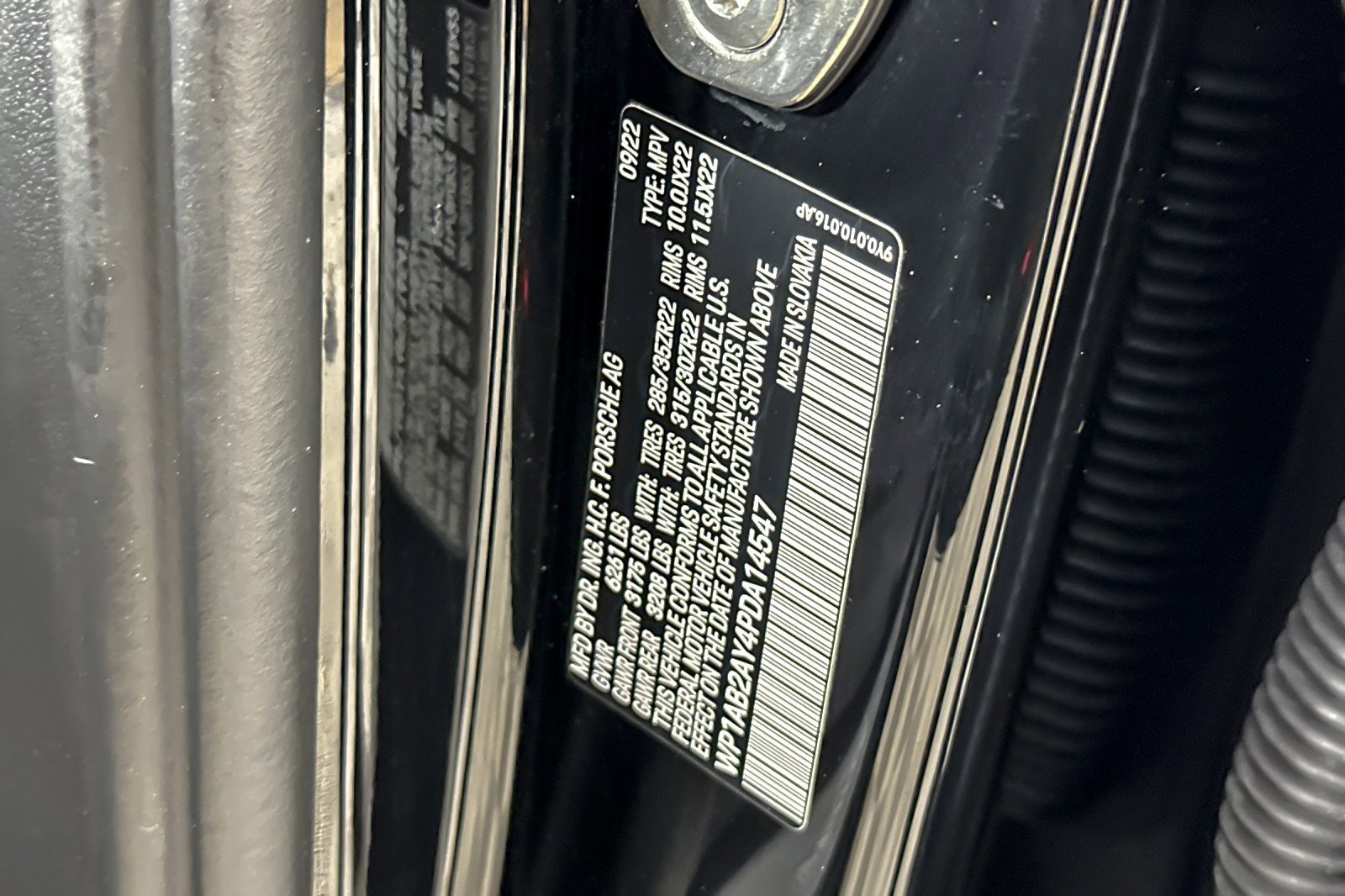 Used 2023 Porsche Cayenne S image 27