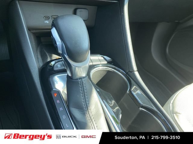 Certified 2024 Buick Encore GX Sport Touring w/ Advanced Technology Package AWD/4WD image 18
