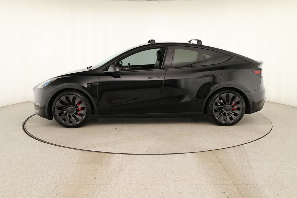 Used 2023 Tesla Model Y Performance AWD/4WD image 2