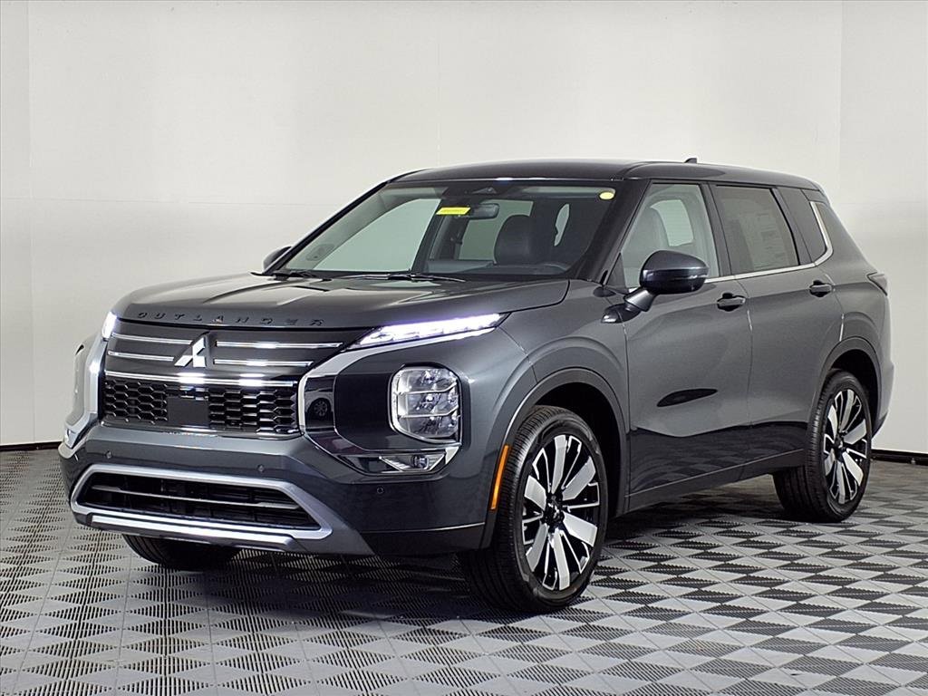 New 2025 Mitsubishi Outlander SE image 3