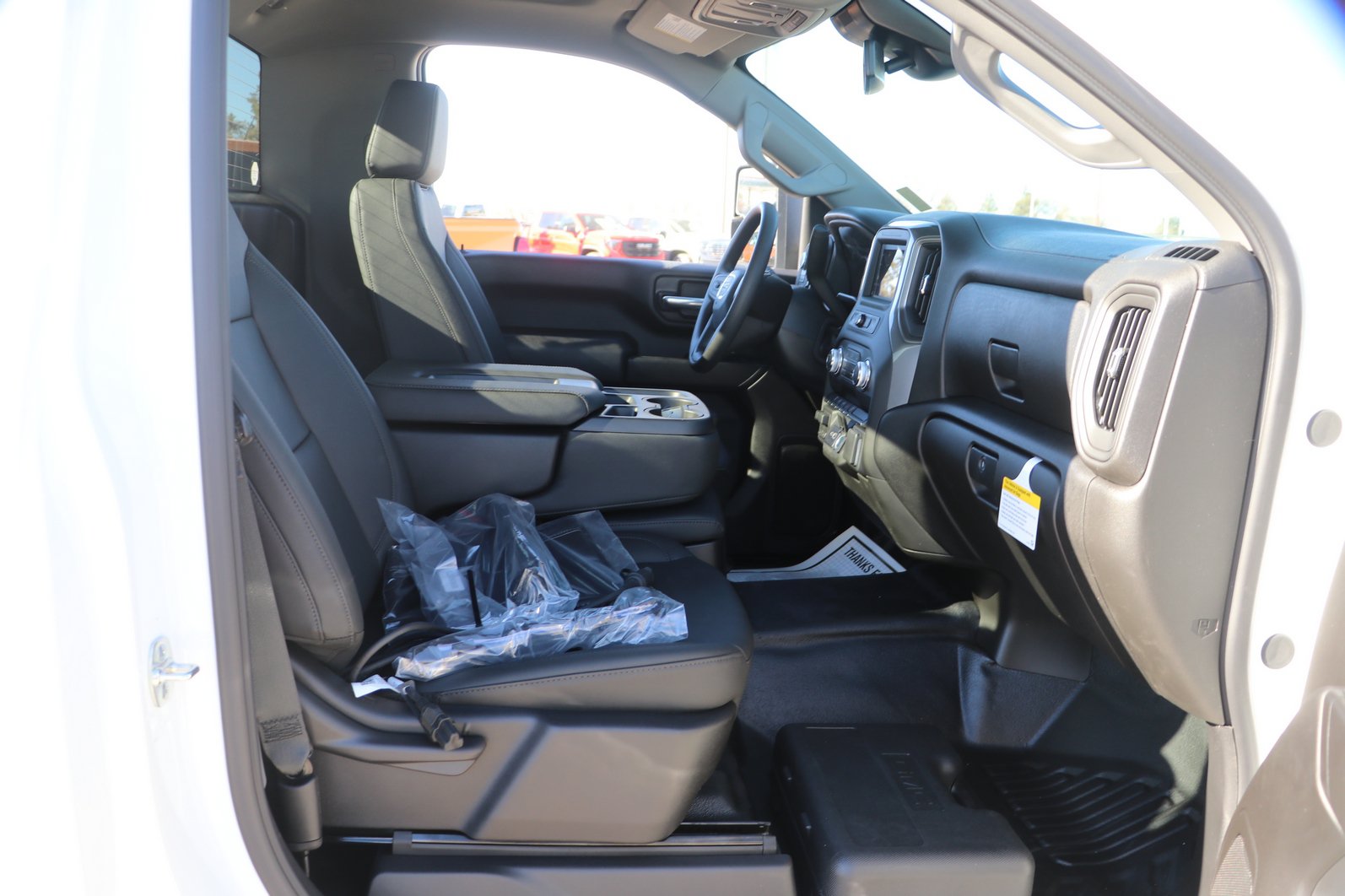 New 2026 GMC Sierra 3500 Pro AWD/4WD image 27