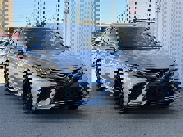 Used 2023 Toyota Camry XSE image 2