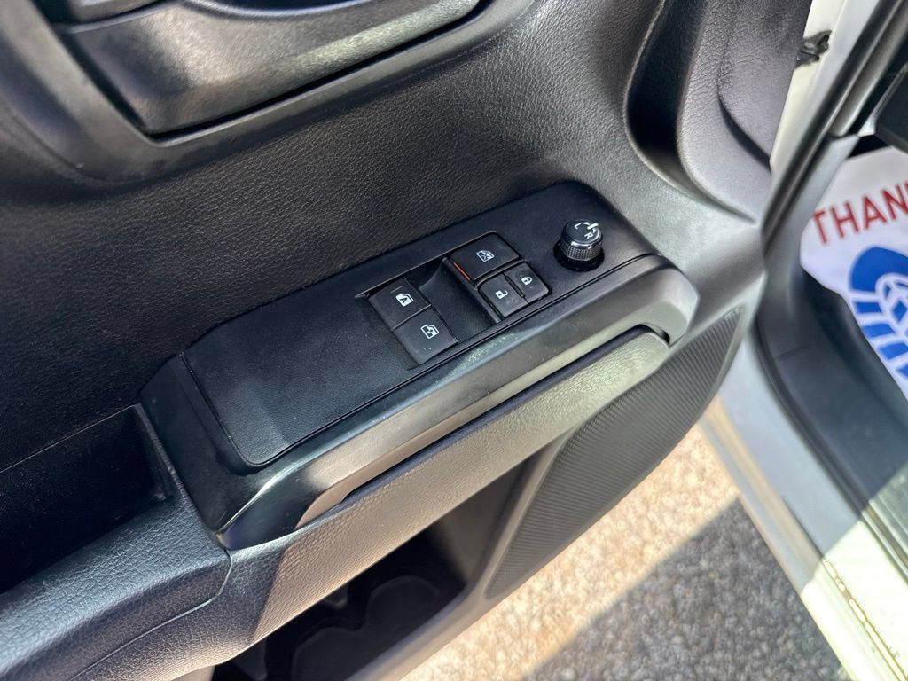 Used 2020 Toyota Tacoma SR AWD/4WD image 11