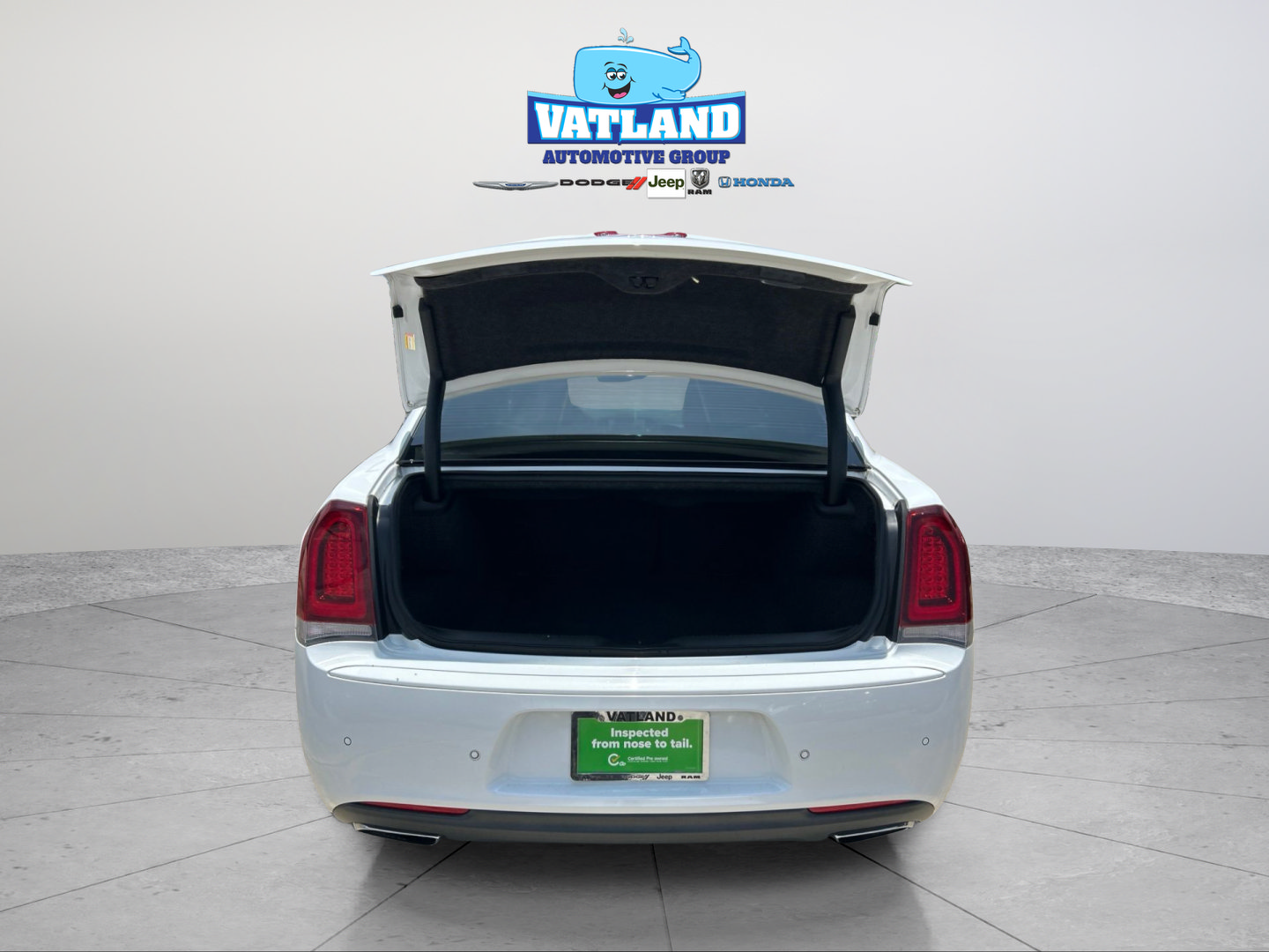 Certified 2018 Chrysler 300 S w/ 300S Premium Group AWD/4WD image 36