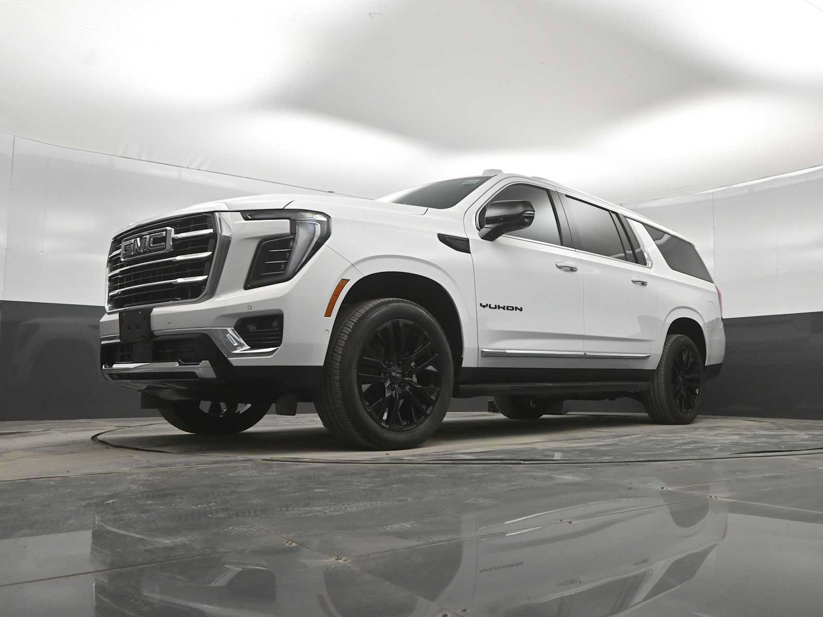 New 2026 GMC Yukon XL Elevation w/ LPO, Elevation Black Package AWD/4WD image 34