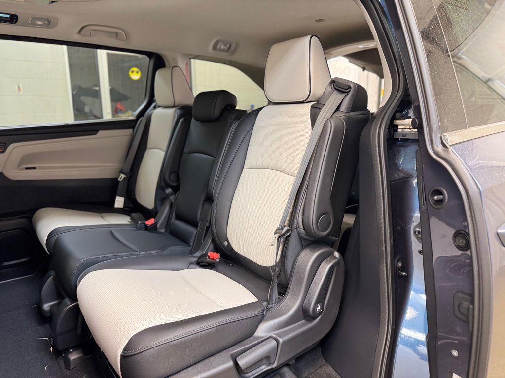 New 2026 Honda Odyssey Elite image 16