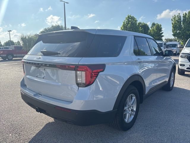 Used 2026 Ford Explorer Active RWD image 5