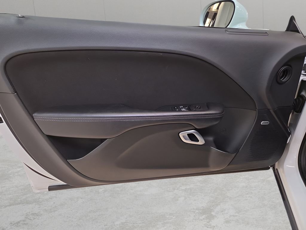 Used 2023 Dodge Challenger GT AWD/4WD image 10