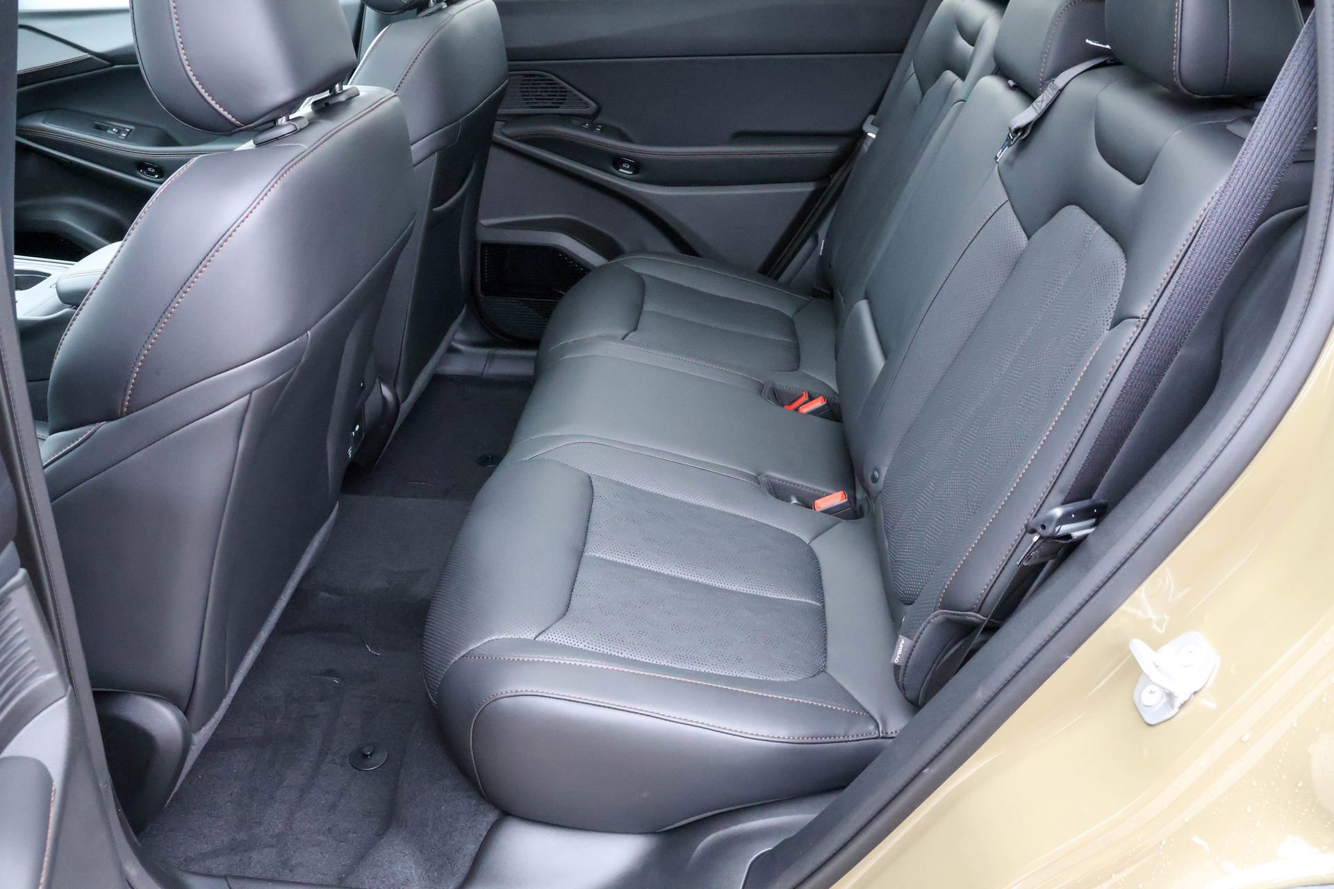 New 2026 Jeep Cherokee Overland w/ Advanced Pro Tech Group image 14