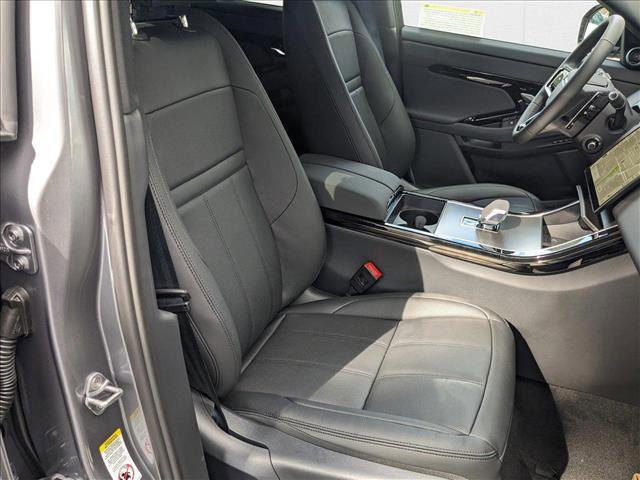 New 2024 Land Rover Range Rover Evoque Dynamic SE image 14
