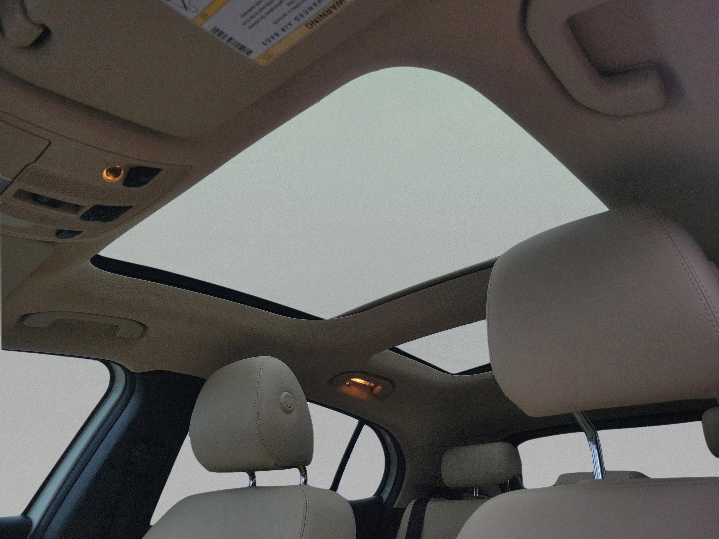 Certified 2018 Mercedes-Benz GLA 250 image 36