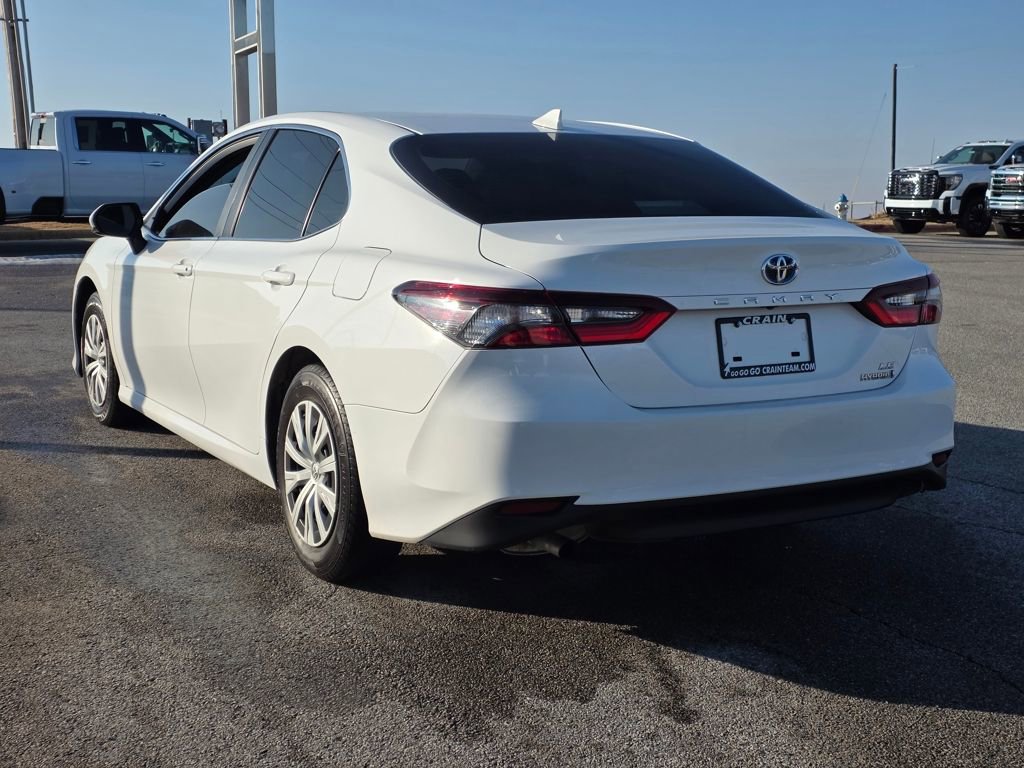 Used 2023 Toyota Camry LE image 5