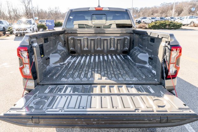 New 2025 Ford Ranger XLT w/ Technology Package AWD/4WD image 6