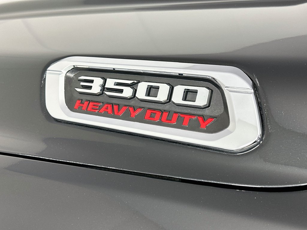 Used 2022 RAM 3500 Laramie AWD/4WD image 28