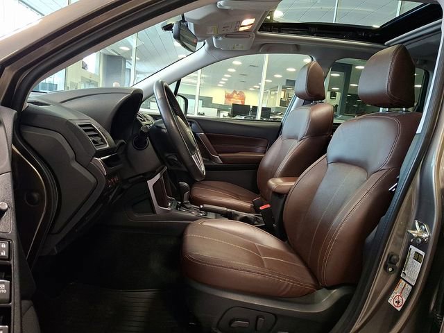 Used 2018 Subaru Forester 2.5i Touring w/ Popular Package #2 AWD/4WD image 12