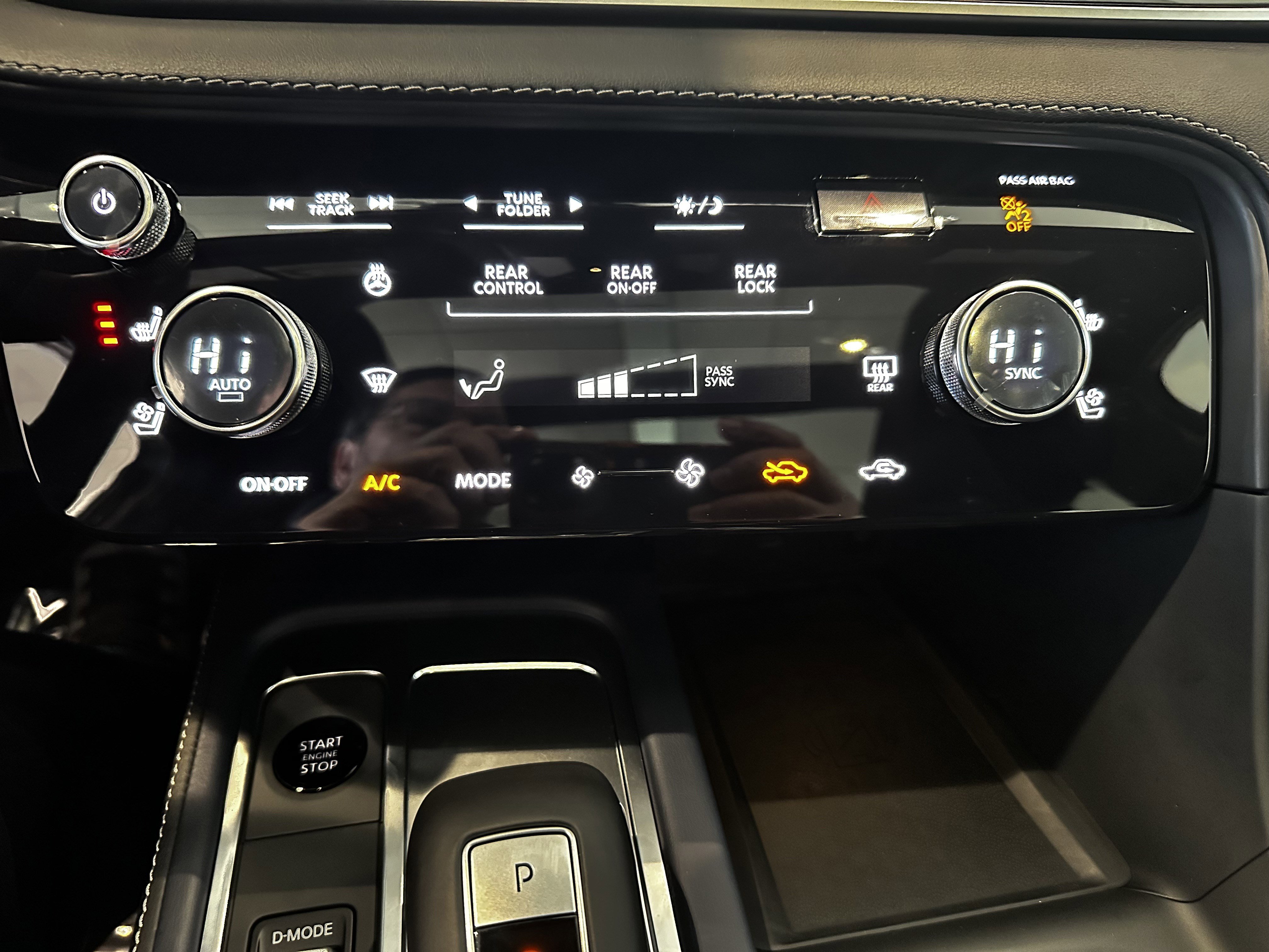 New 2026 INFINITI QX60 Sport w/ Dark Cargo Package image 24