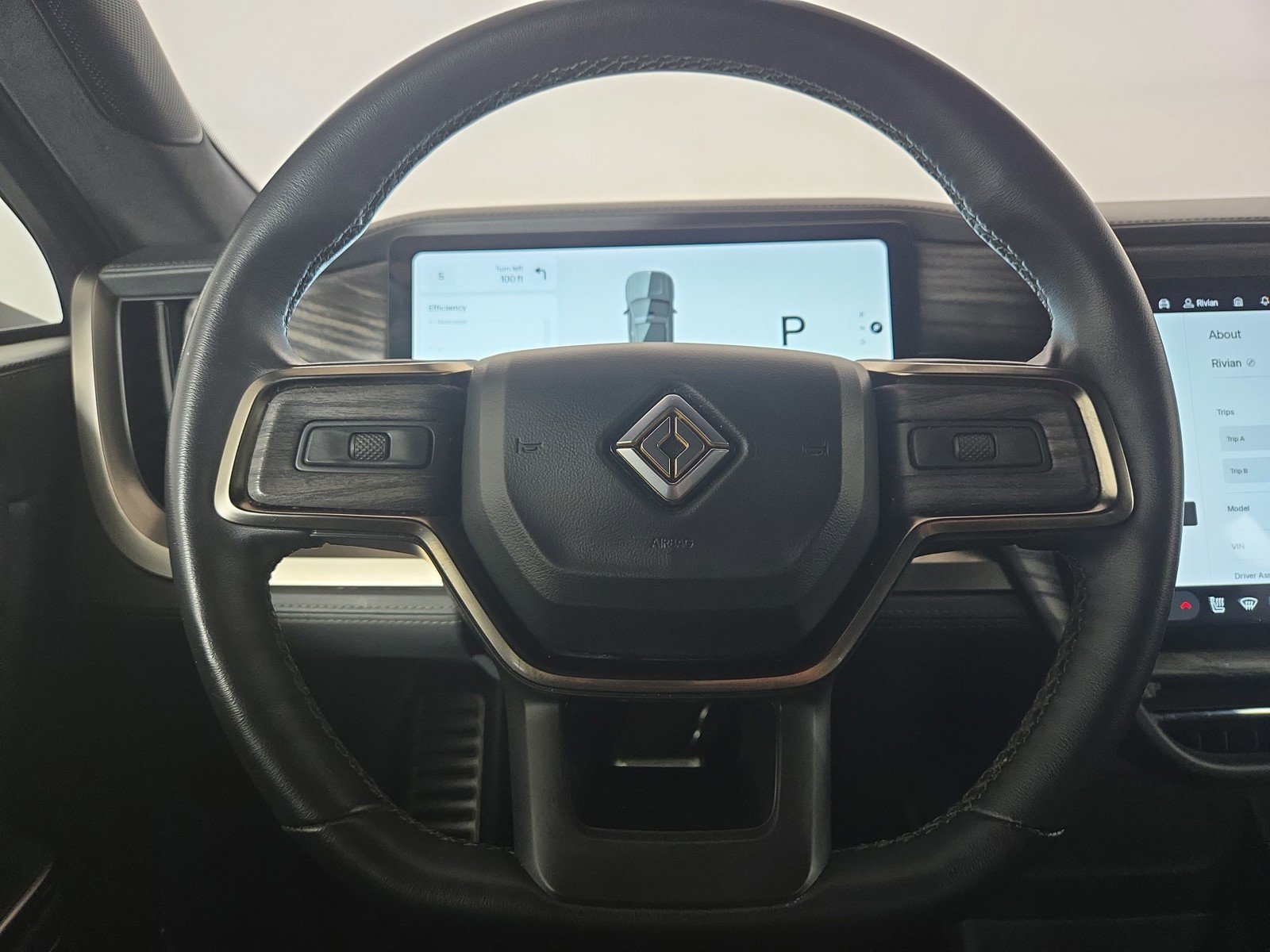 Used 2022 Rivian R1T Launch Edition image 26