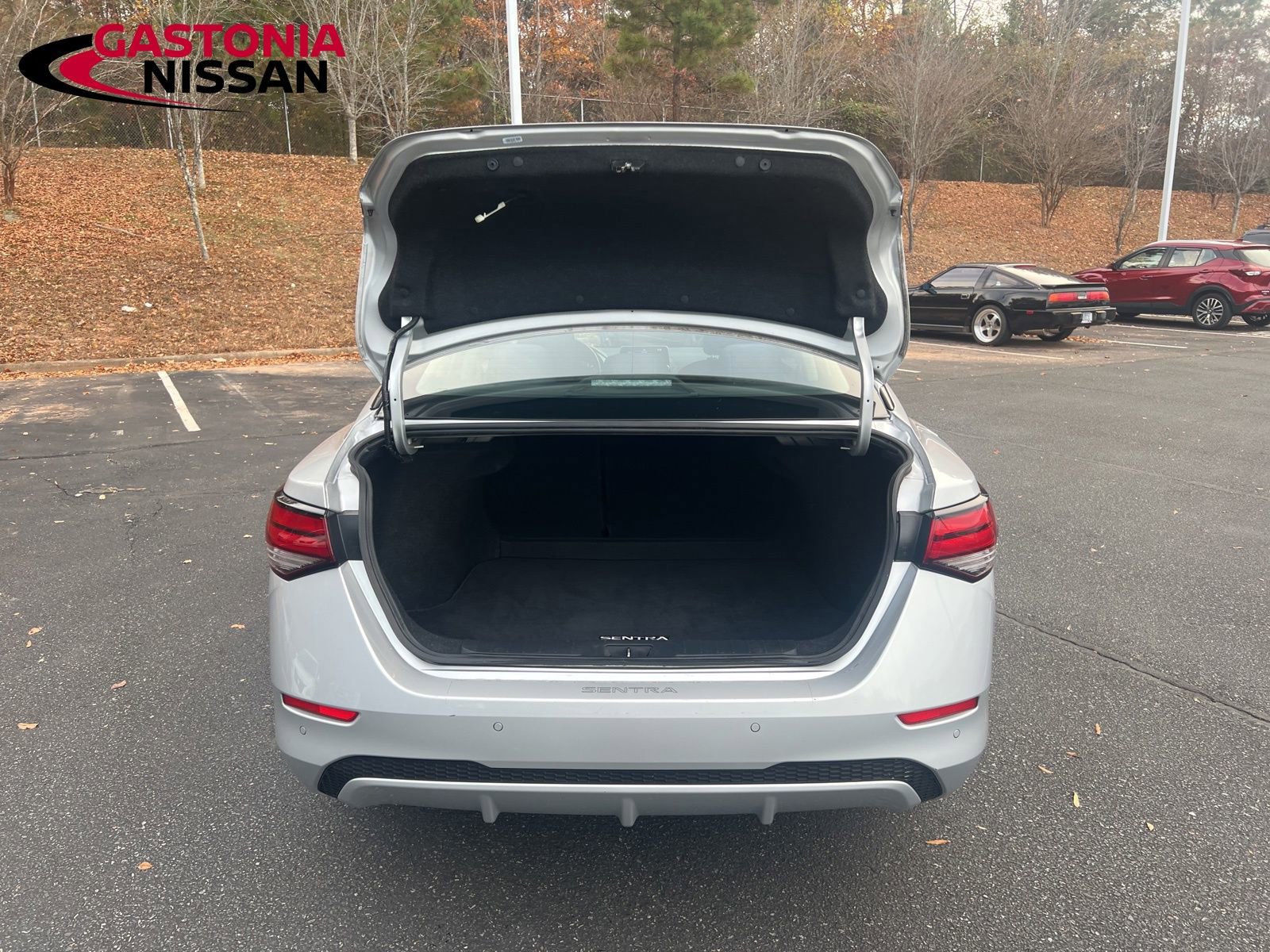 Used 2022 Nissan Sentra SV image 32