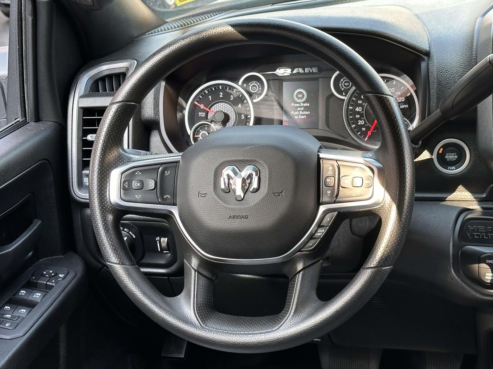 Used 2025 RAM 2500 Tradesman AWD/4WD image 17