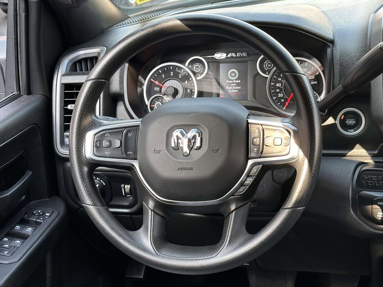 Used 2025 RAM 2500 Tradesman AWD/4WD image 17