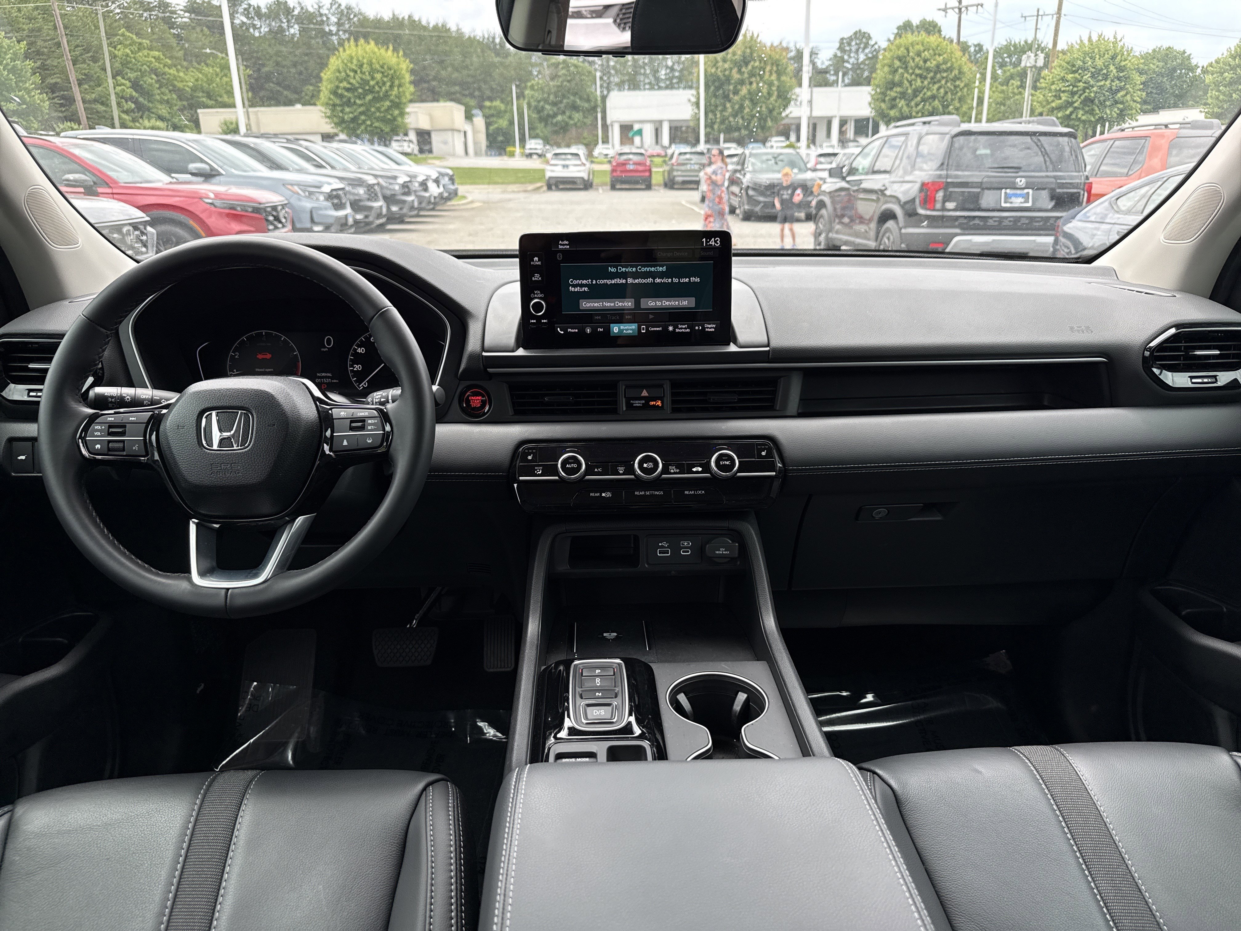 Used 2025 Honda Pilot EX-L image 28