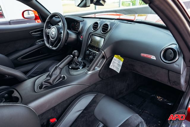 Used 2015 Dodge Viper w/ Quick Order Package 22J GT RWD image 21