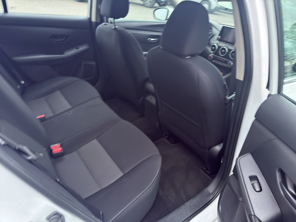 Used 2024 Nissan Sentra SV FWD image 18