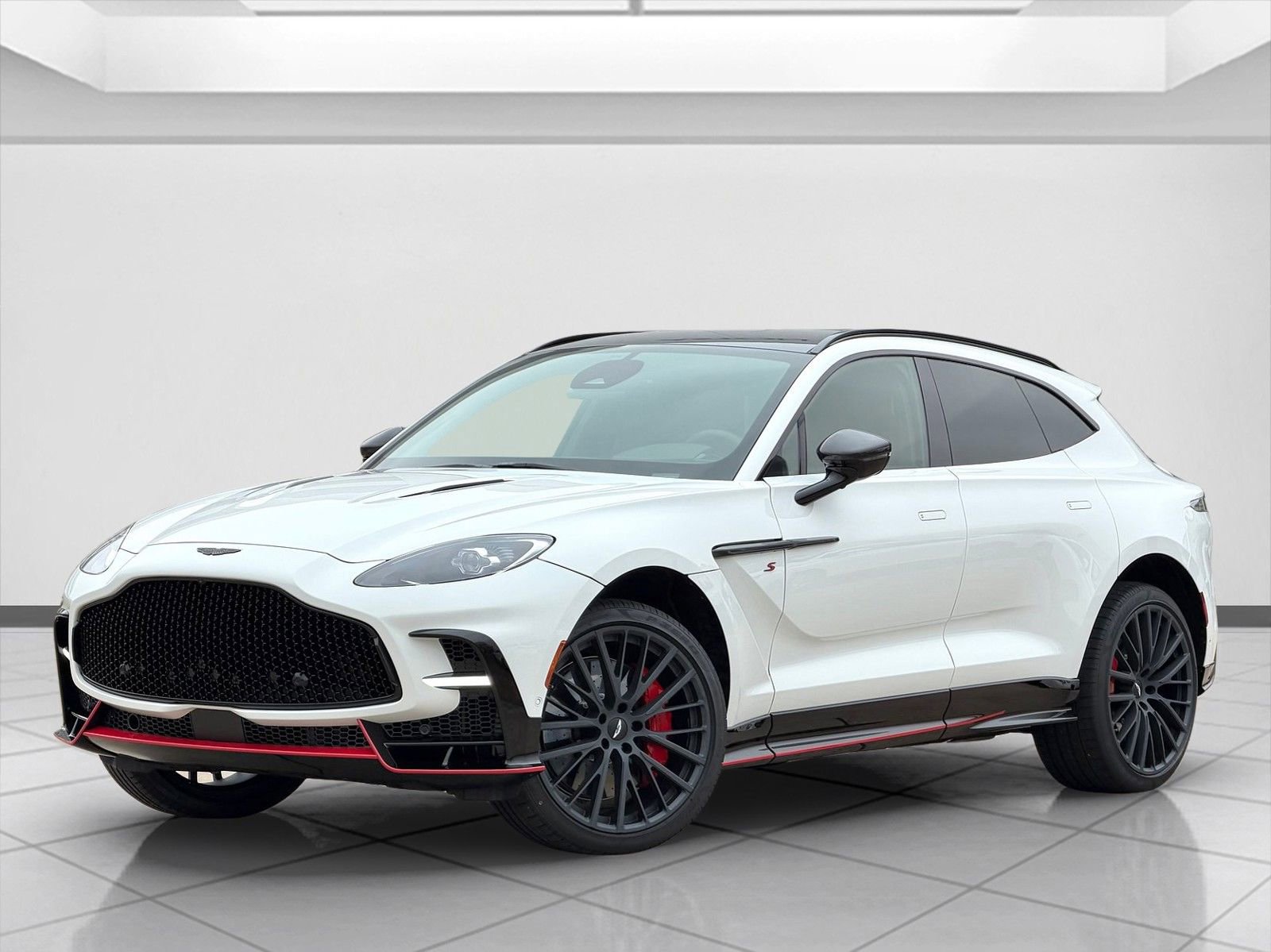 New 2026 Aston Martin DBX S image 7