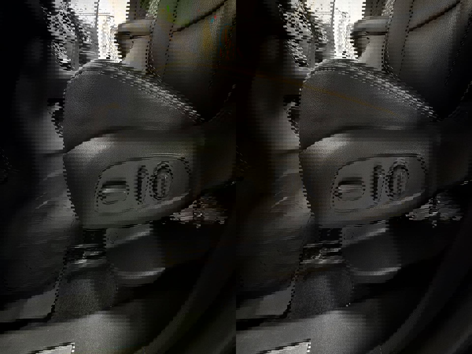 Used 2019 GMC Terrain Denali w/ Advanced Safety Package image 20